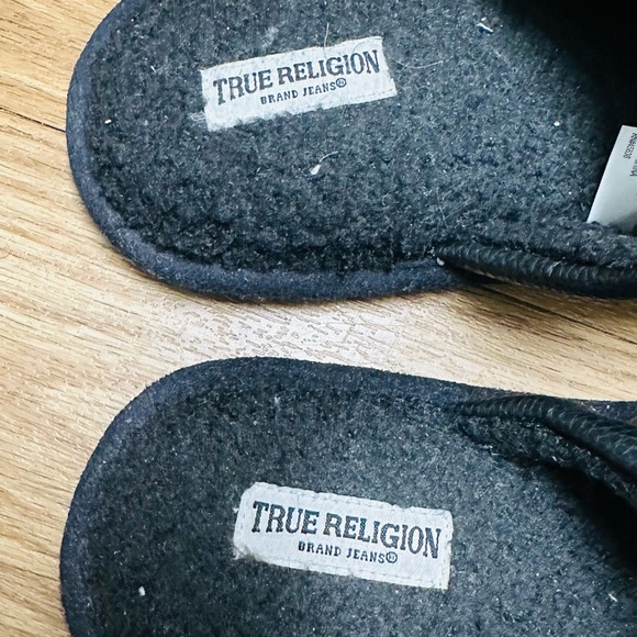 TRUE RELIGION Men’s Black Slippers main image 2